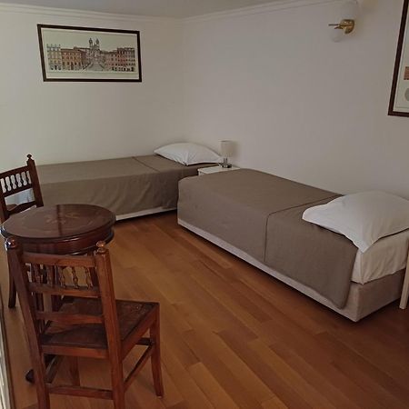 Assunta Domus Hotel Rome Bagian luar foto