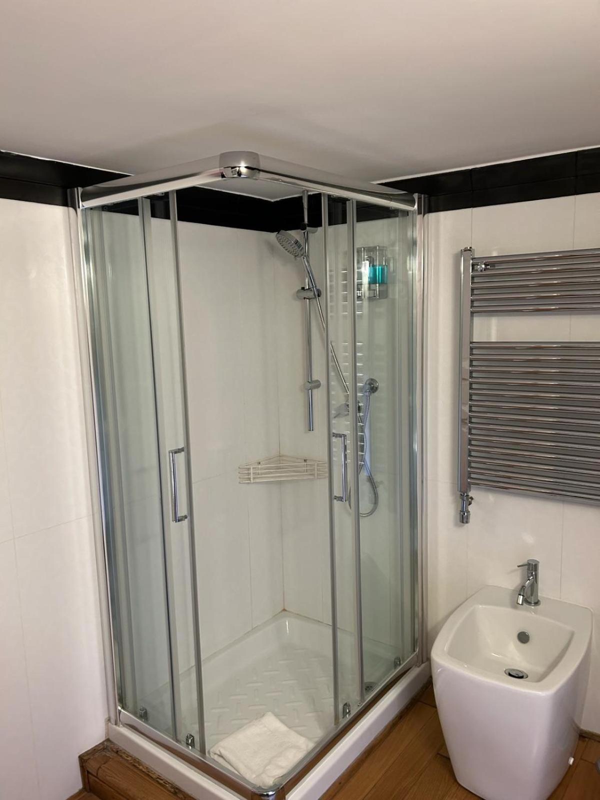 Assunta Domus Hotel Rome Bagian luar foto