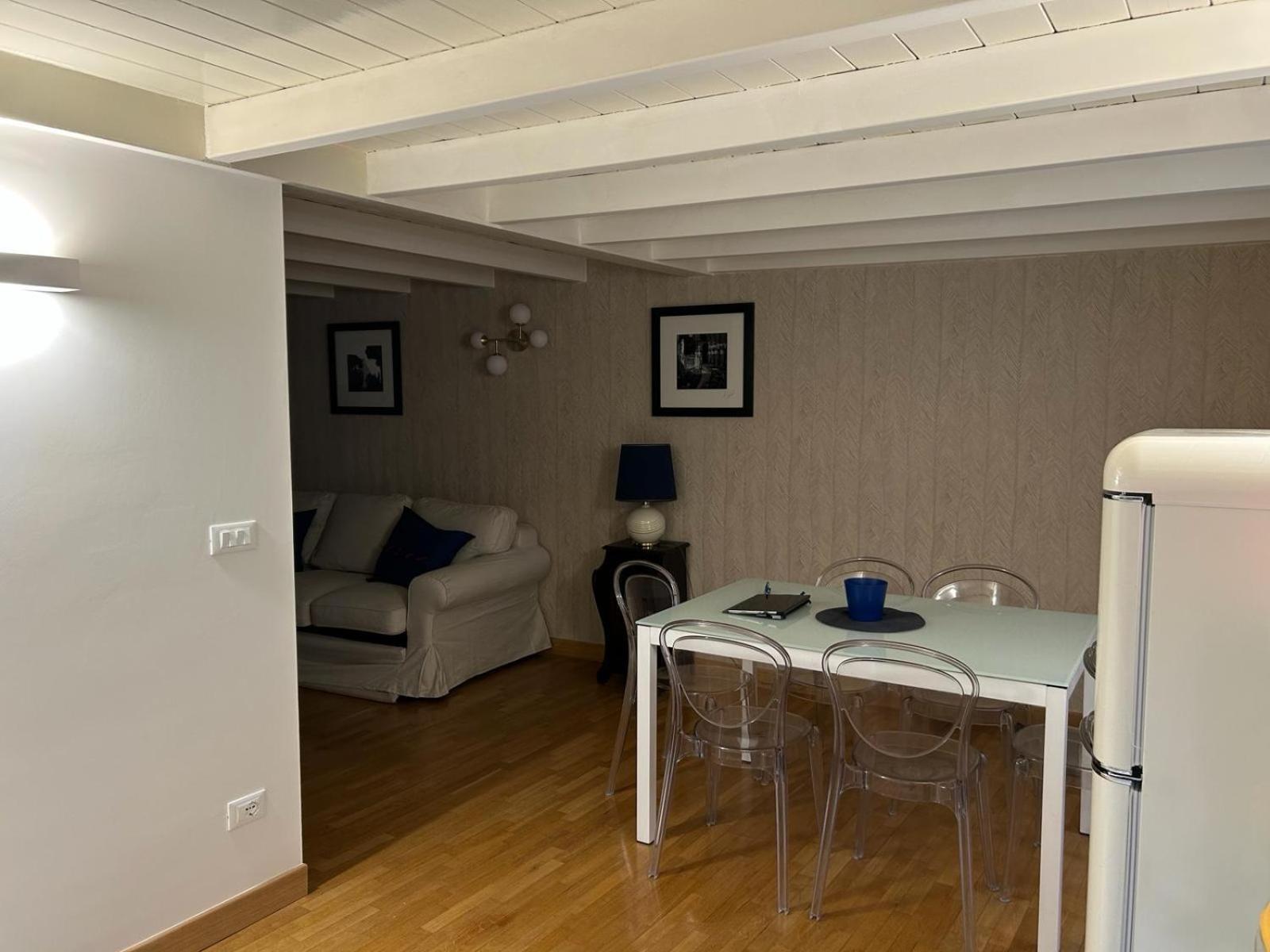 Assunta Domus Hotel Rome Bagian luar foto