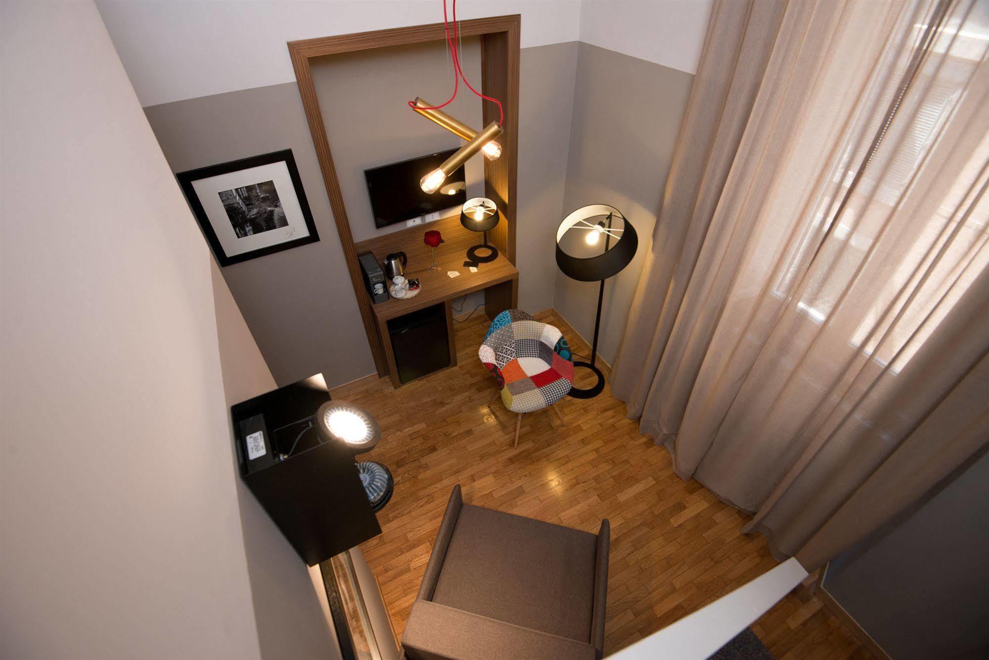 Assunta Domus Hotel Rome Bagian luar foto